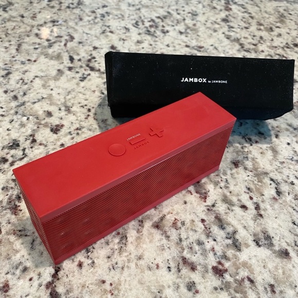 Red Portable Jambox by Jawbone - Picture 7 of 7
